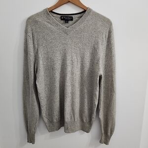 Daniel Bishop Men's 100% Cashmere Gray V-Neck Sweater Medium